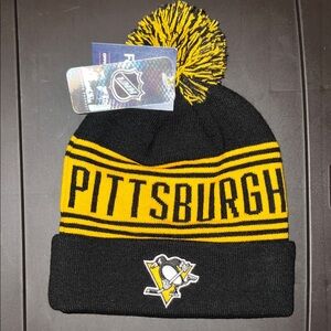 Fanatics NHL Pittsburgh Penguins Pom Beanie - Black and Yellow, One Size